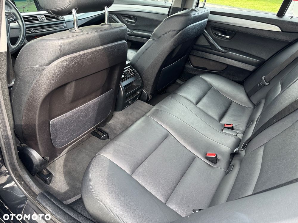 BMW Seria 5 - 23