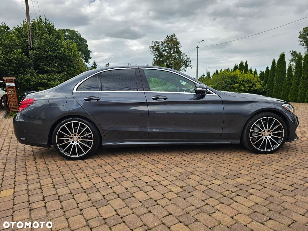 Mercedes-Benz Klasa C 400 4Matic 7G-TRONIC AMG Line - 13