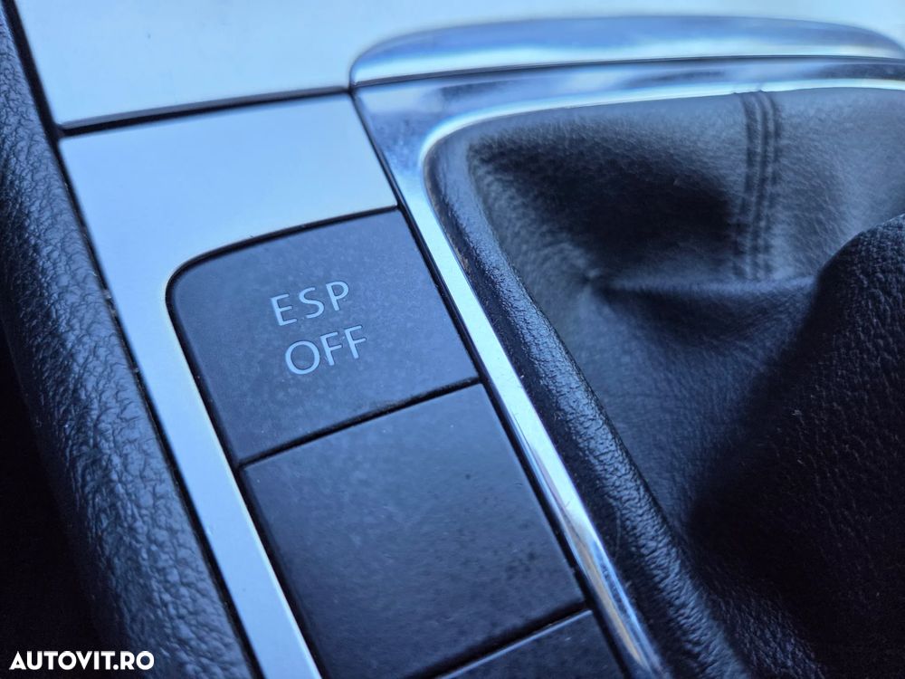 Volkswagen Passat 1.9 TDI Comfortline - 13