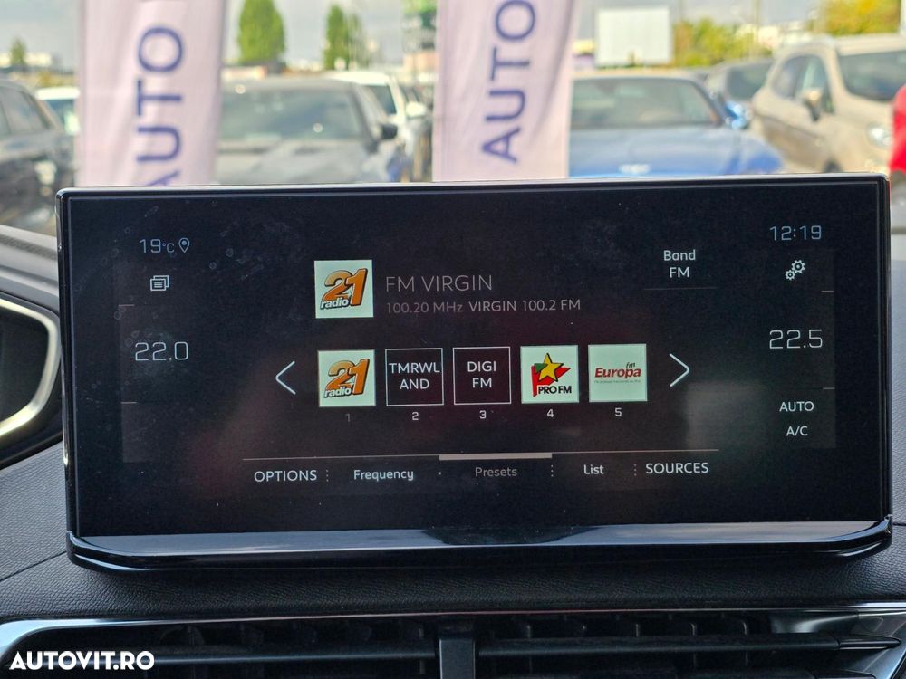 Peugeot 3008 - 18