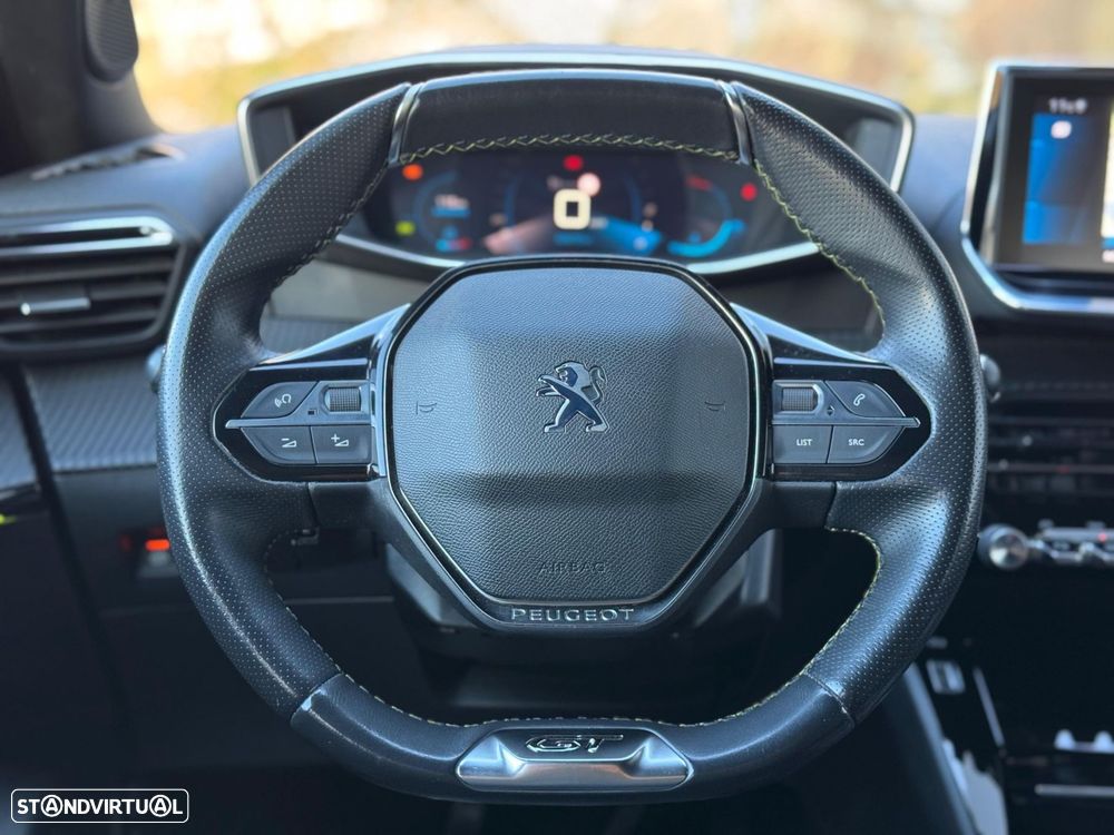Peugeot 2008 1.2 PureTech GT Line - 39