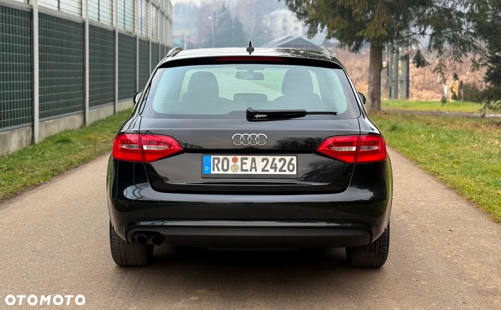 Audi A4 Avant 2.0 TDI DPF S line Sportpaket - 7