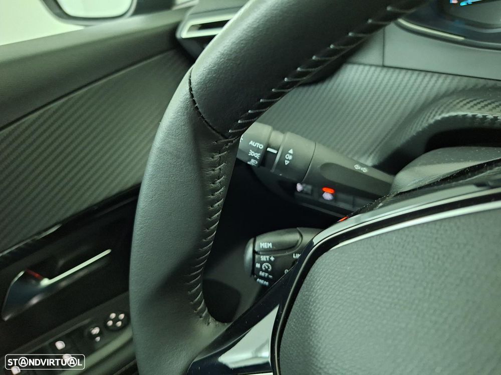 Peugeot e-208 50 kWh Allure Pack - 25
