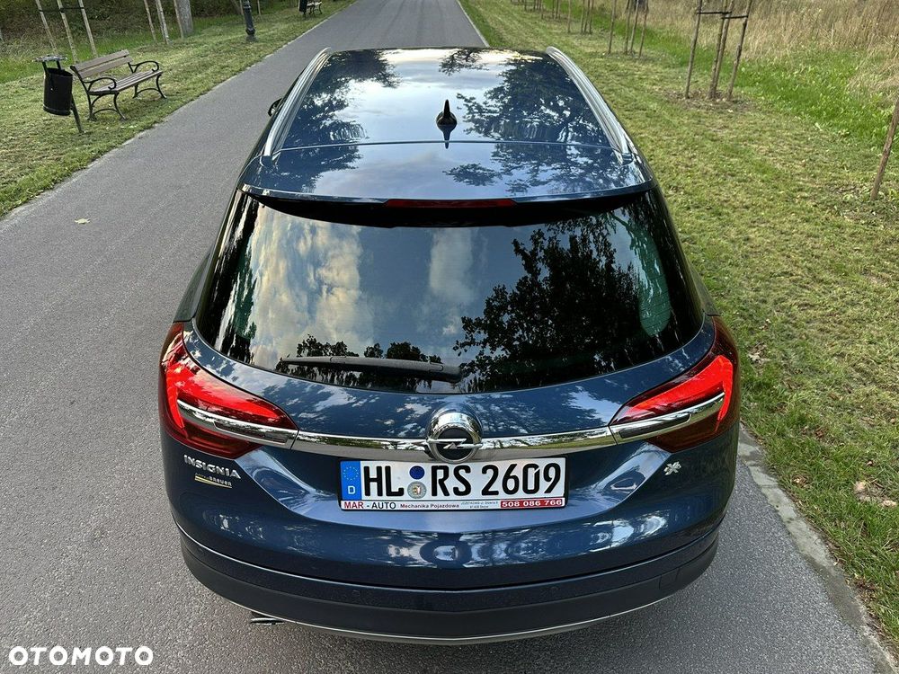 Opel Insignia - 8