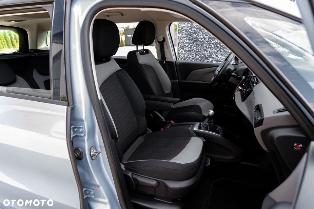 Citroën C4 Picasso 1.6 VTi Attraction - 22