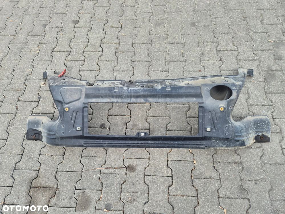 OKULAR WZMOCNIENIE PRZÓD IVECO DAILY III IV LIFT  11-14r. - 1