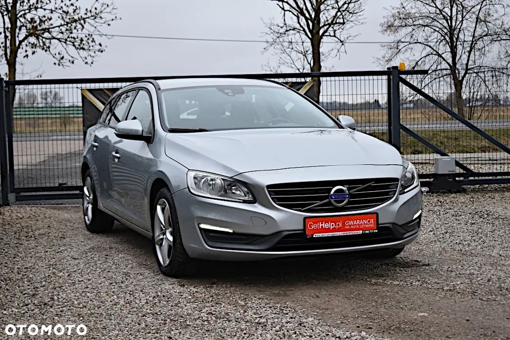 Volvo V60 DRIVe Momentum - 18