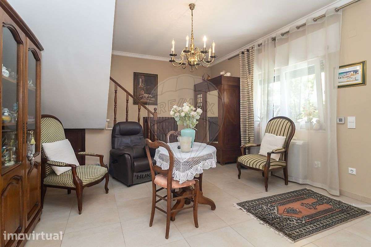 Moradia T5 isolada, na Aroeira - Grande imagem: 5/50