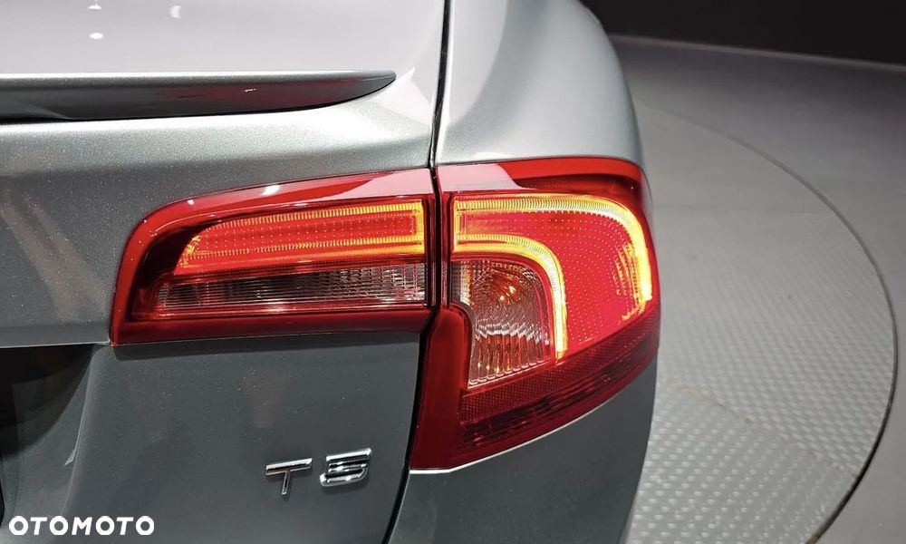 Volvo S60 T5 Drive-E Summum - 27