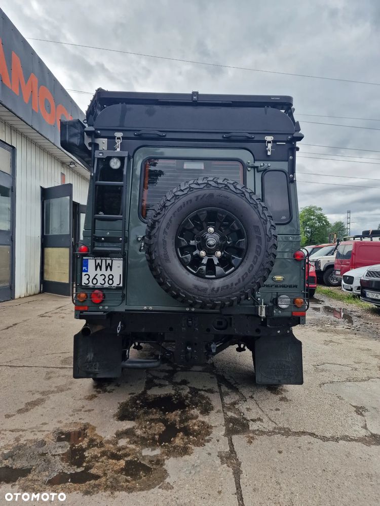 Land Rover Defender 2.4 TD4 SE - 9