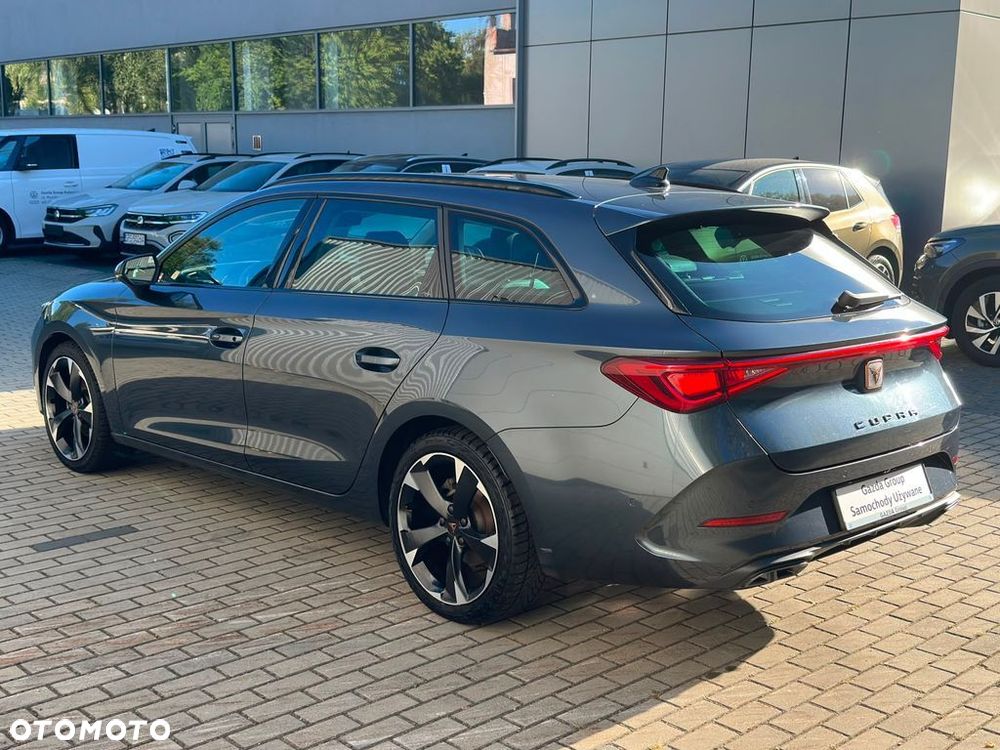 Cupra Leon 1.5 eTSI DSG - 10