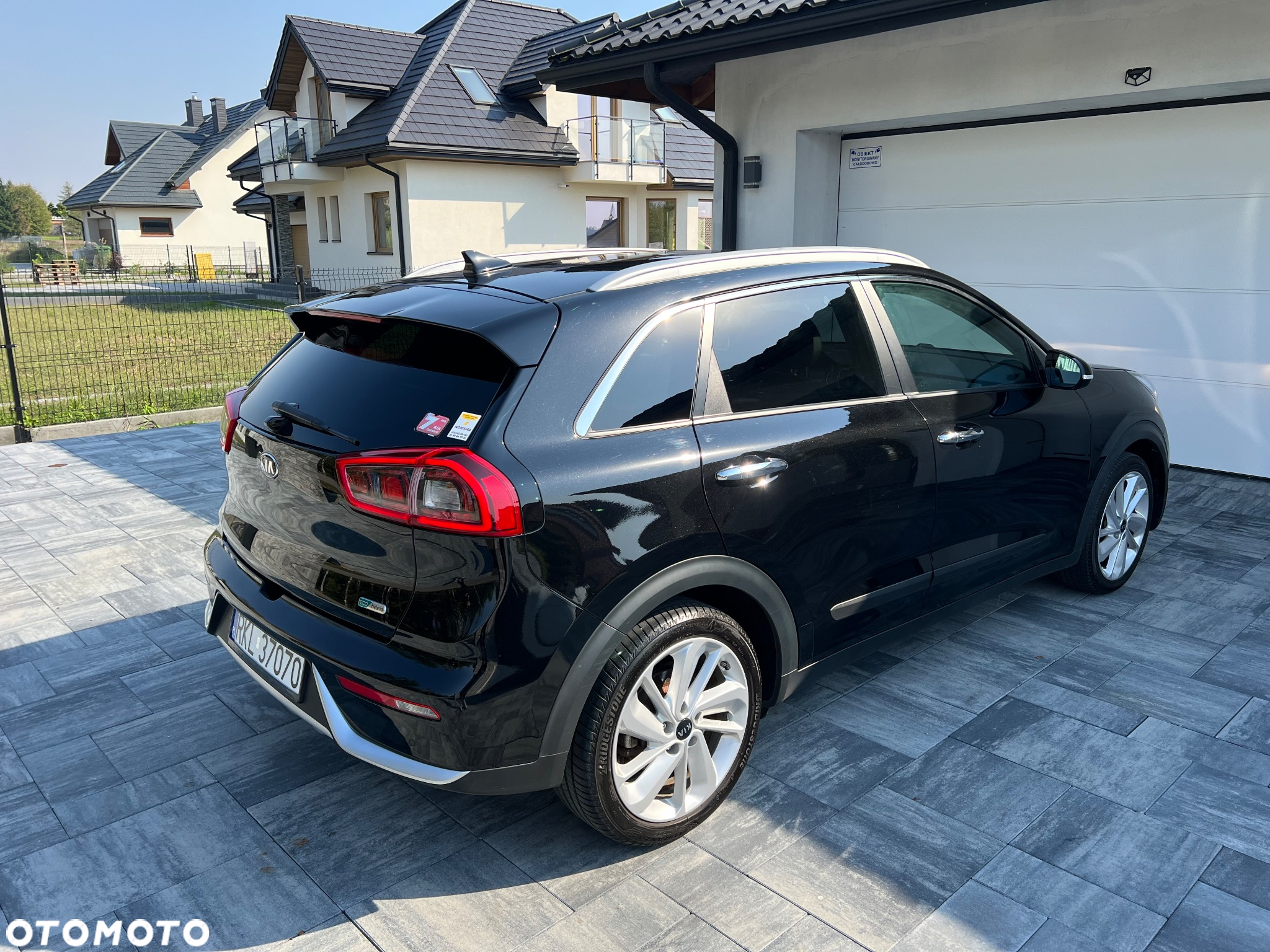 Kia Niro 1.6 GDI Hybrid L Business Line - 14