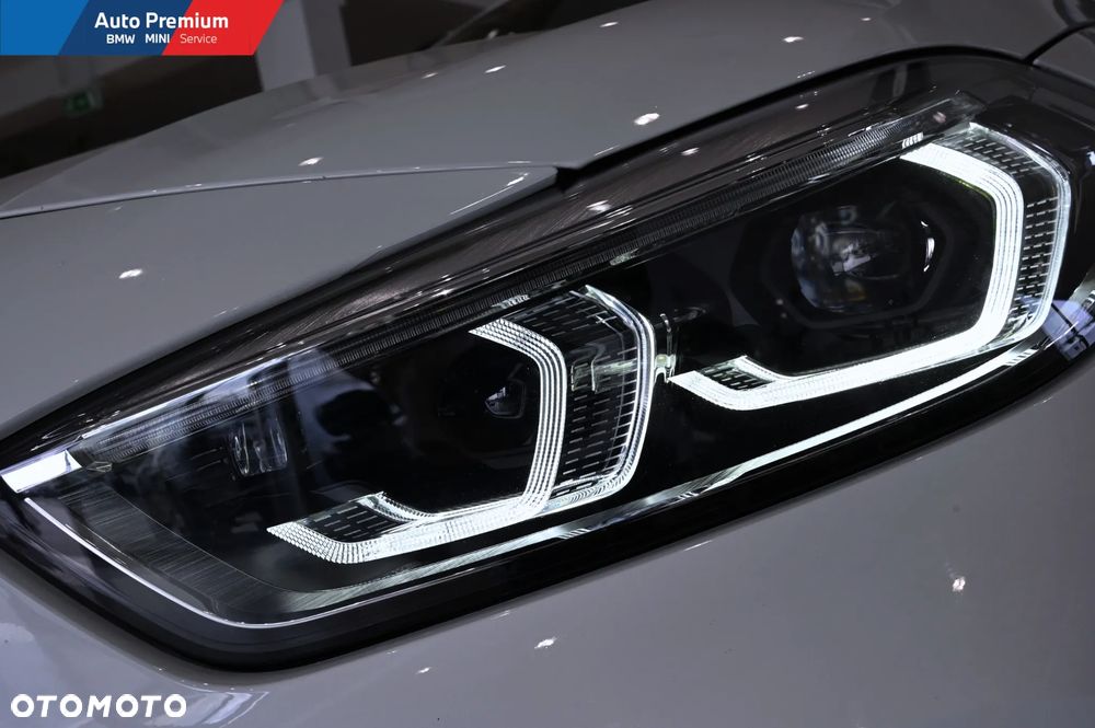 BMW Seria 1 118i - 22