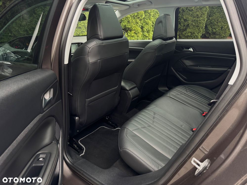 Peugeot 308 BlueHDi 150 EAT6 Stop & Start GT-Line Edition - 35