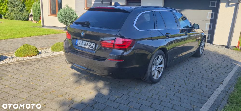 BMW Seria 5 520d Touring - 27