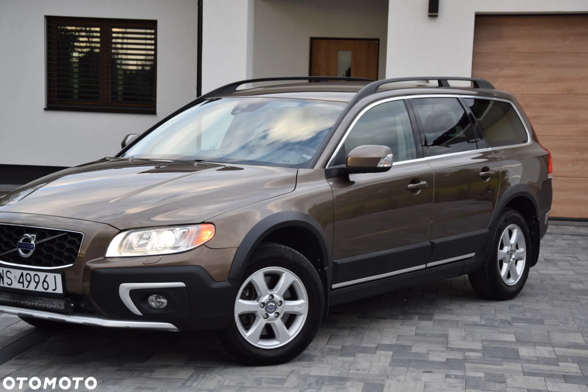 Volvo XC 70 2.4D AWD Momentum - 9