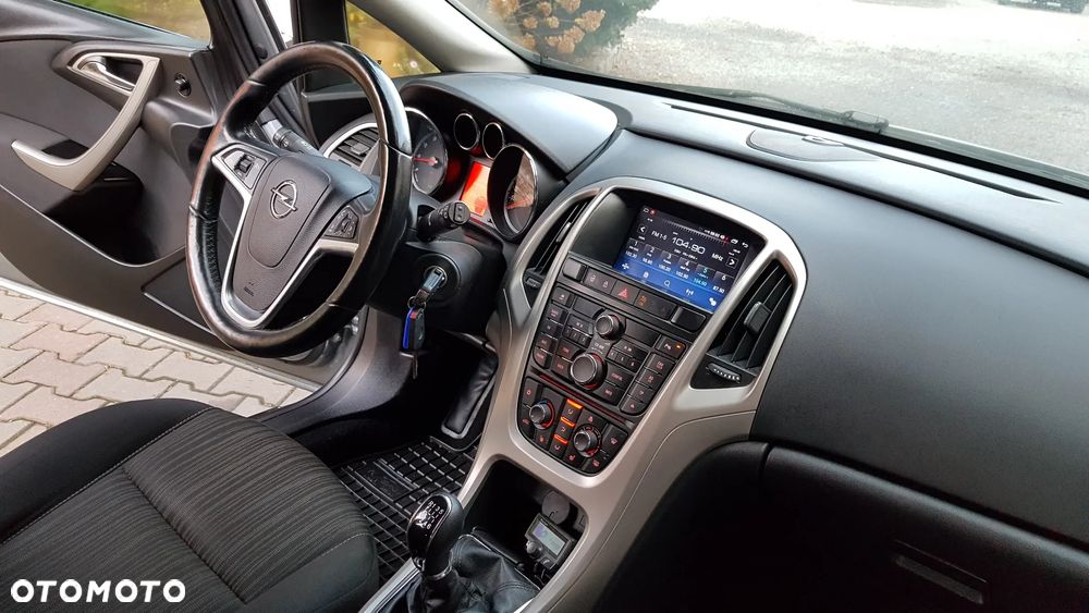 Opel Astra 1.4 T Cosmo - 33