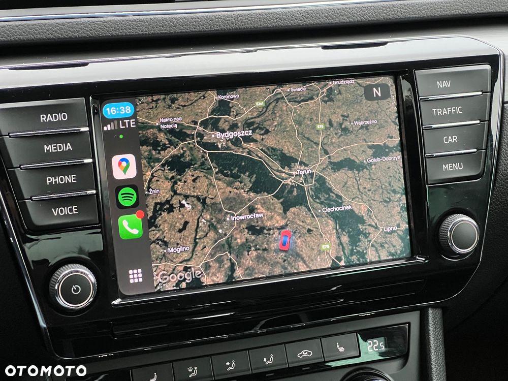 Skoda Superb 1.6 TDI Style DSG - 25
