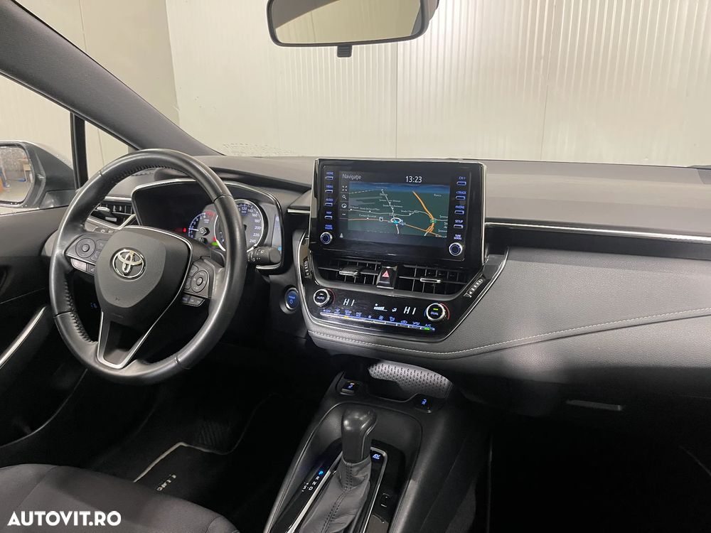Toyota Corolla 2.0 HSD TS Exclusive - 8