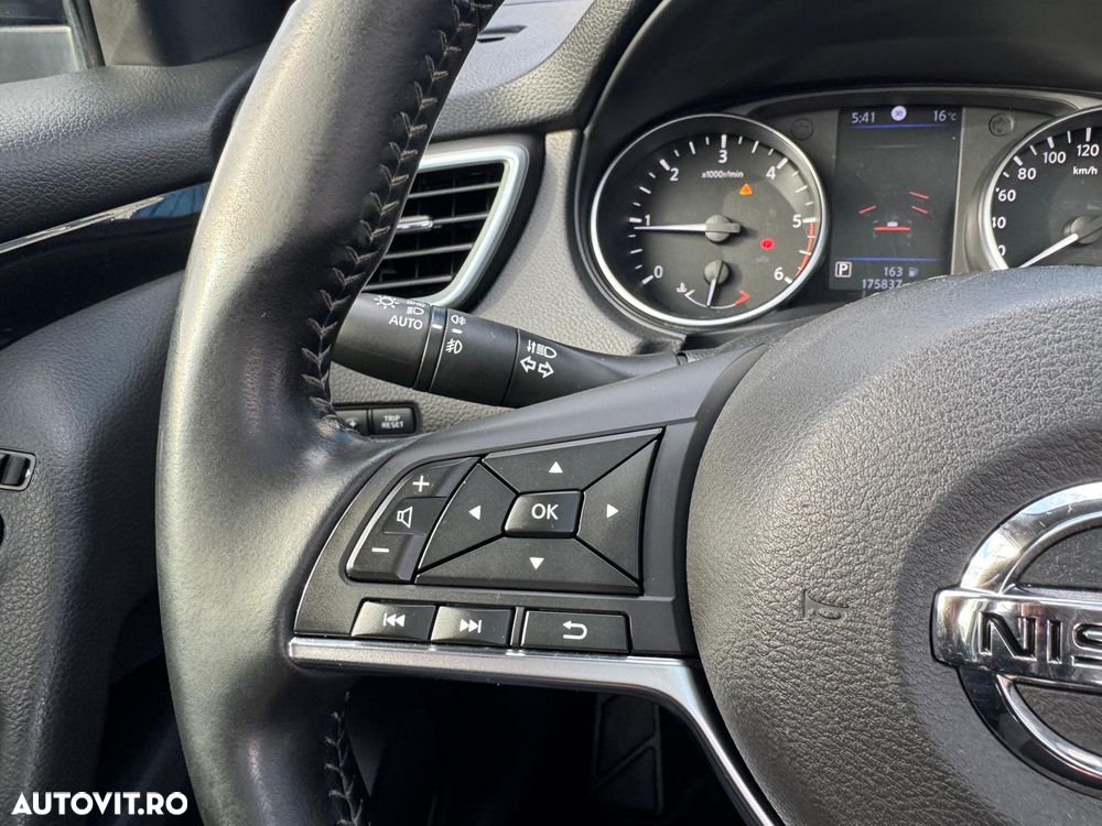 Nissan Qashqai 1.5 DCI DCT TEKNA - 20