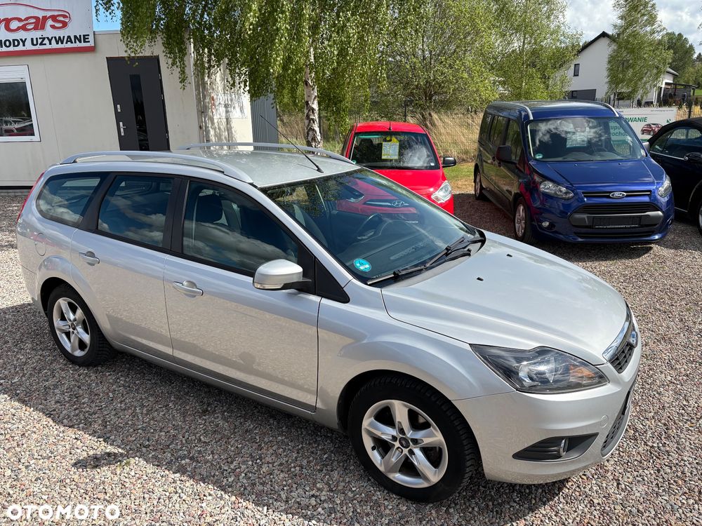 Ford Focus 1.6 16V Style+ - 18