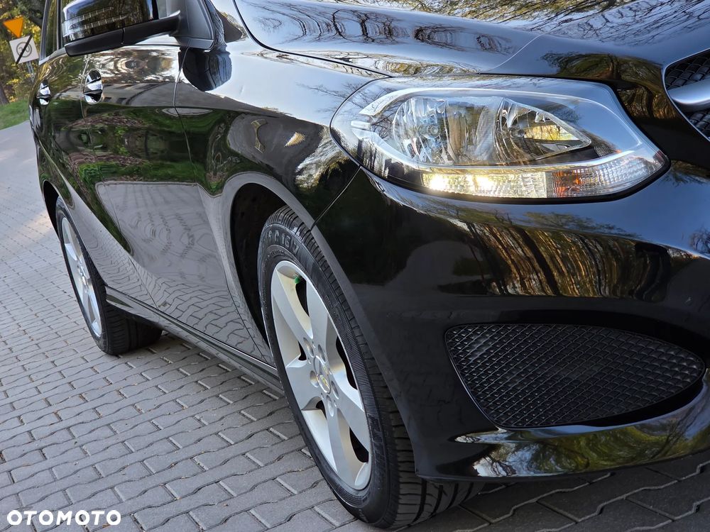 Mercedes-Benz Klasa B 180 d BlueEFFICIENCY Edition - 11