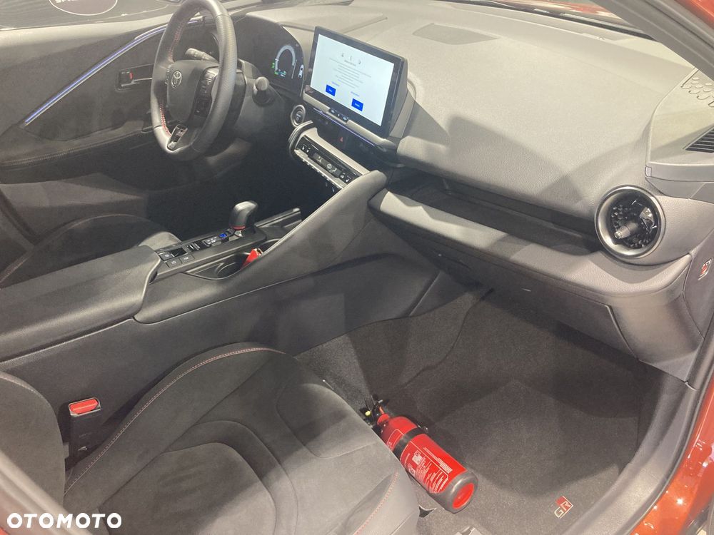 Toyota C-HR - 10