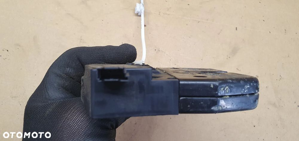 Zamek klapy bagażnika BMW 3 E90 7119049 - 5