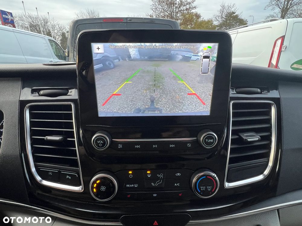 Ford Tourneo Custom 2.0 TDCi L2 Titanium SelectShift - 29