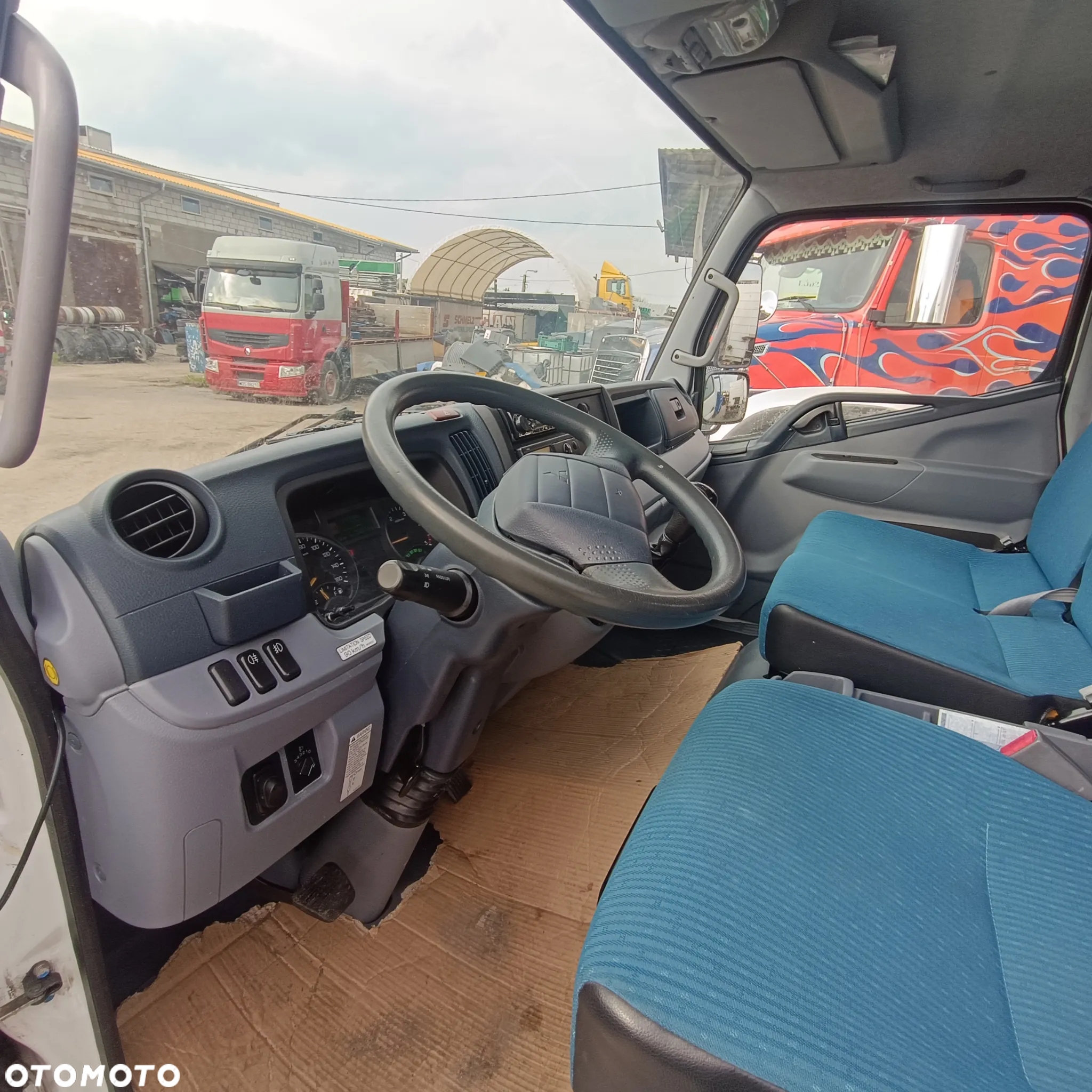 Mitsubishi Fuso Canter 7C18 - 6