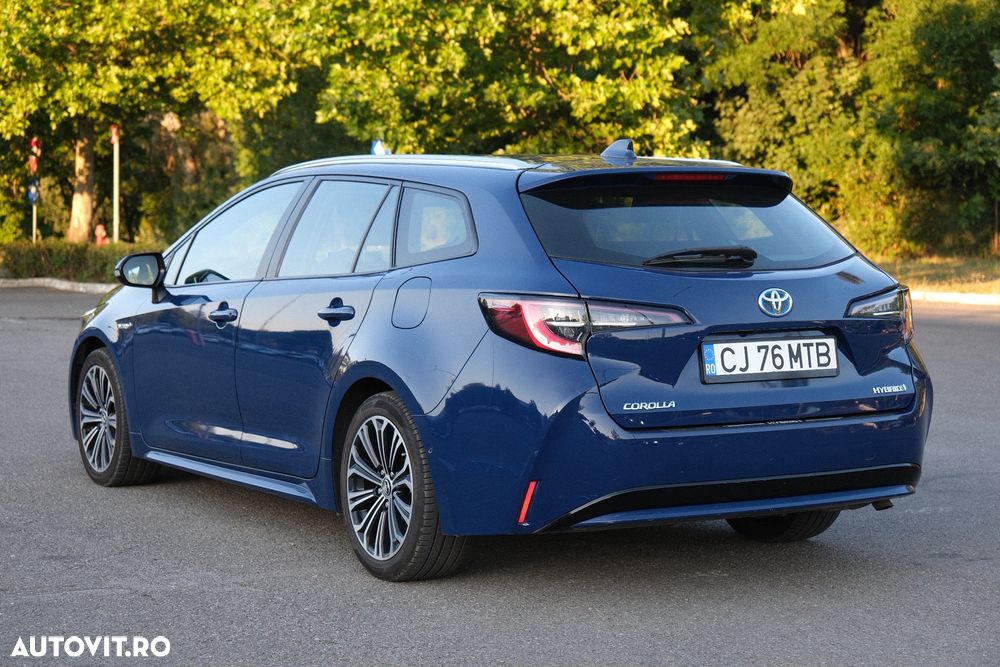 Toyota Corolla 1.8 HSD Business - 16