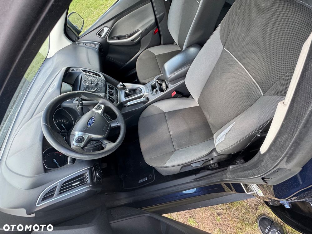 Ford Focus 1.6 TDCi DPF SYNC Edition - 5