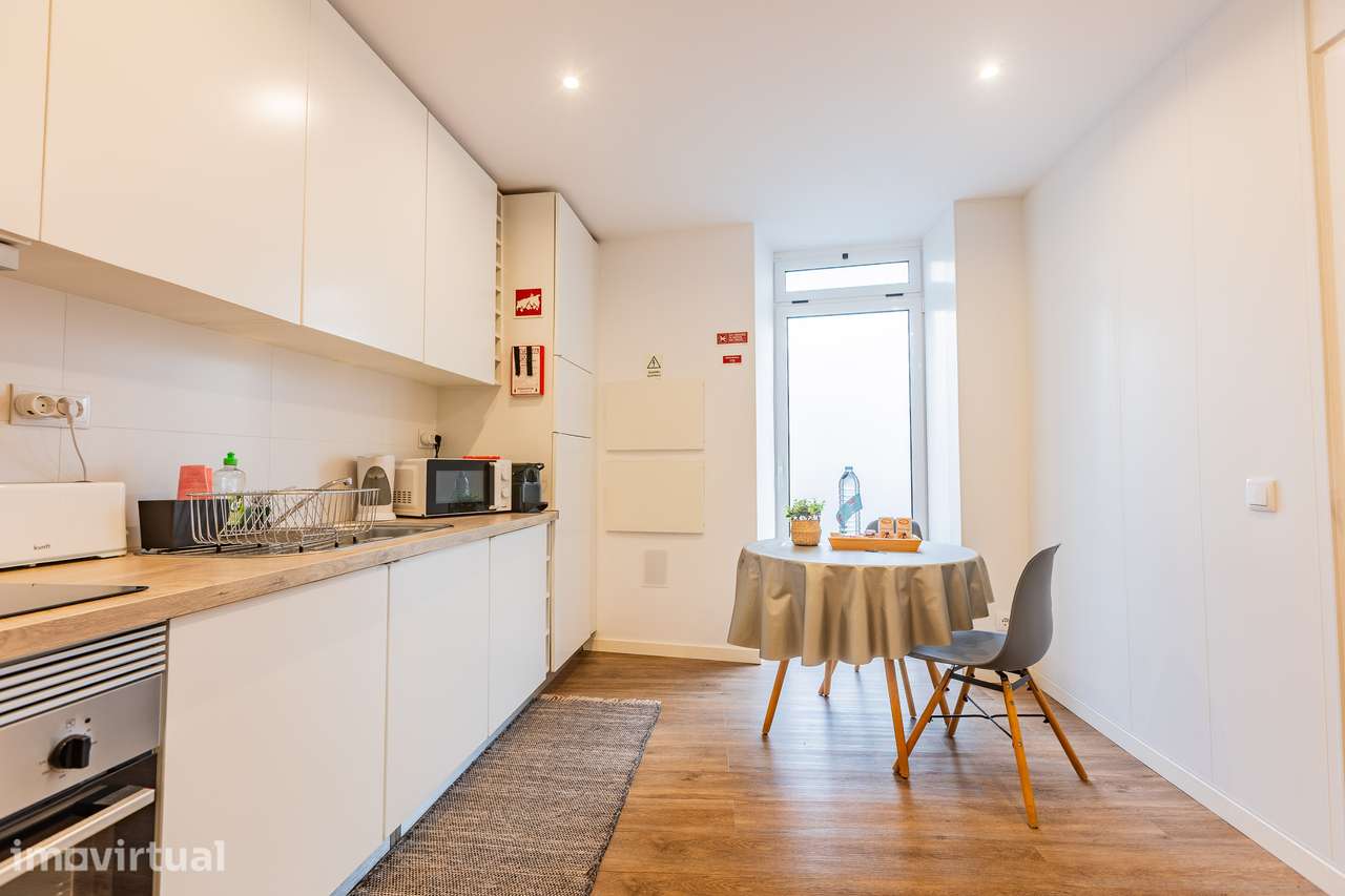 Prédio 5 Apartamentos - Centro de Ponta Delgada - Grande imagem: 5/60