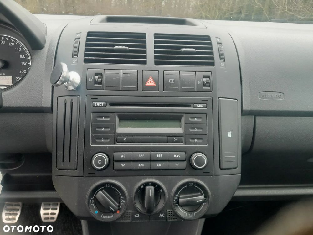 Volkswagen Polo Cross - 11