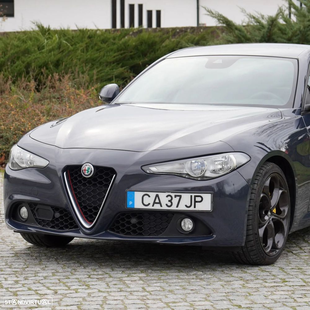 Alfa Romeo Giulia 2.2 D AT8 - 48