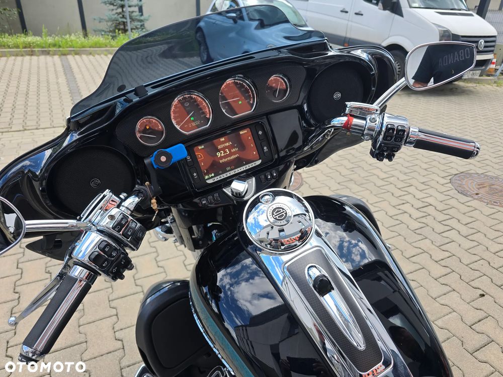 Harley-Davidson FLHTCU Ultra - 13