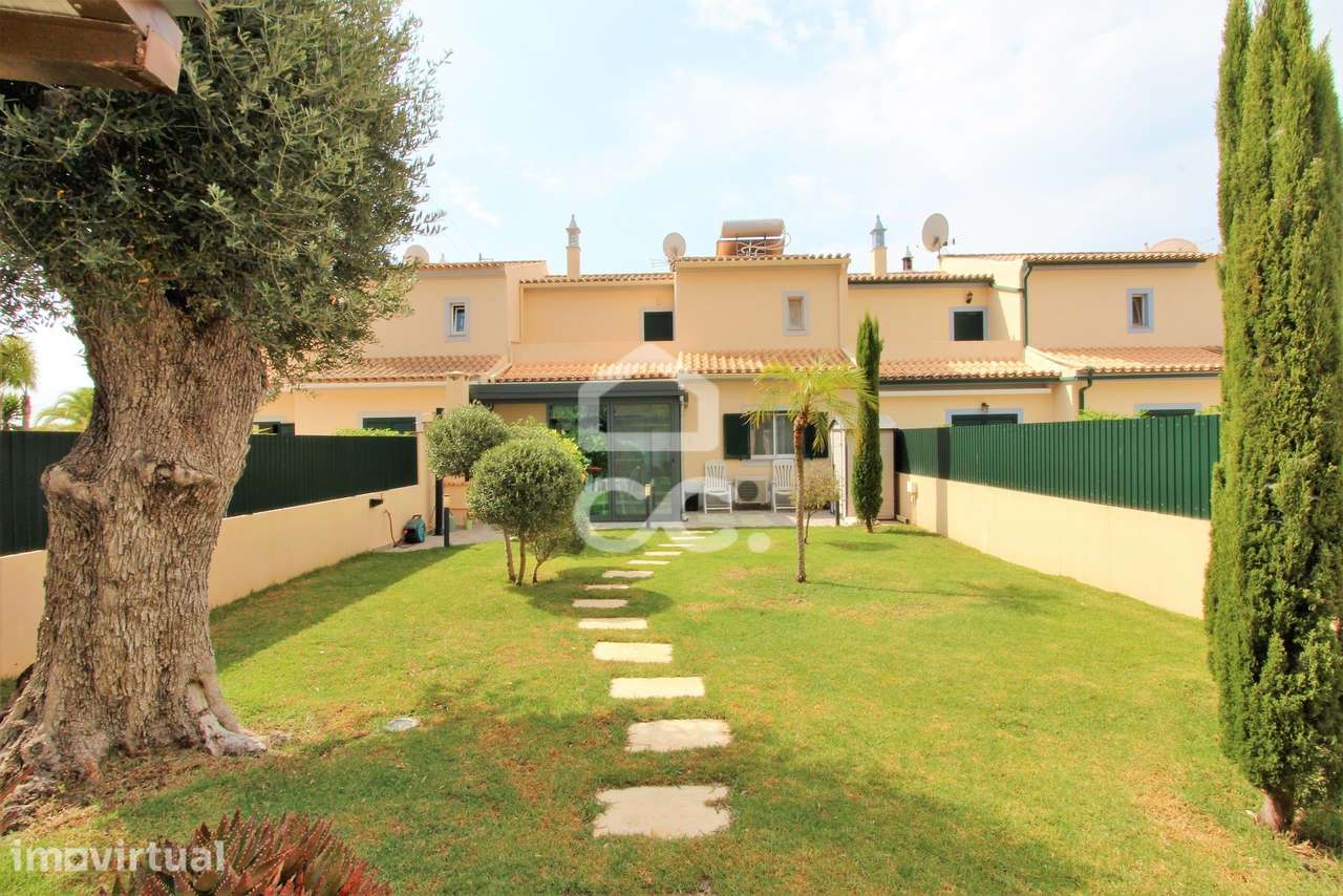 Moradia T3 com piscina, jardim e garagem em Armação de Pêra - Grande imagem: 3/56