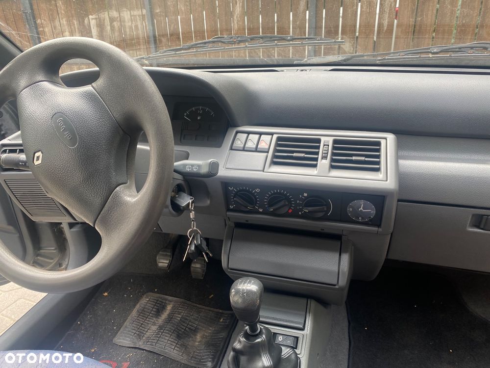Renault Clio 1.2 - 3