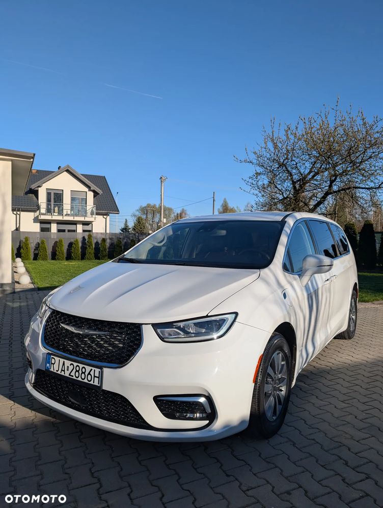 Chrysler Pacifica - 6