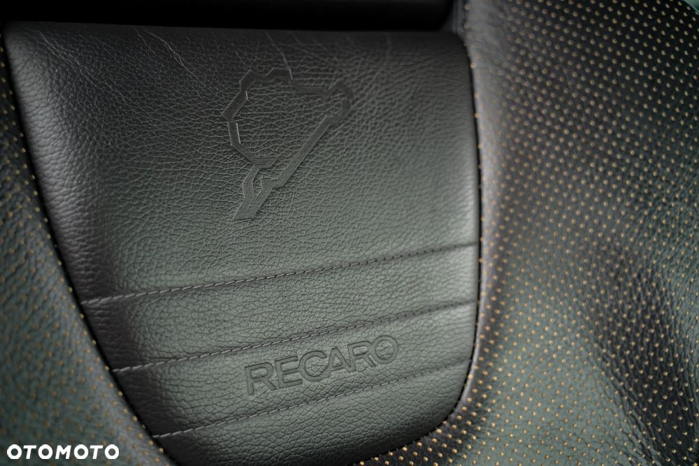 Opel Astra 2.0 T OPC - 12