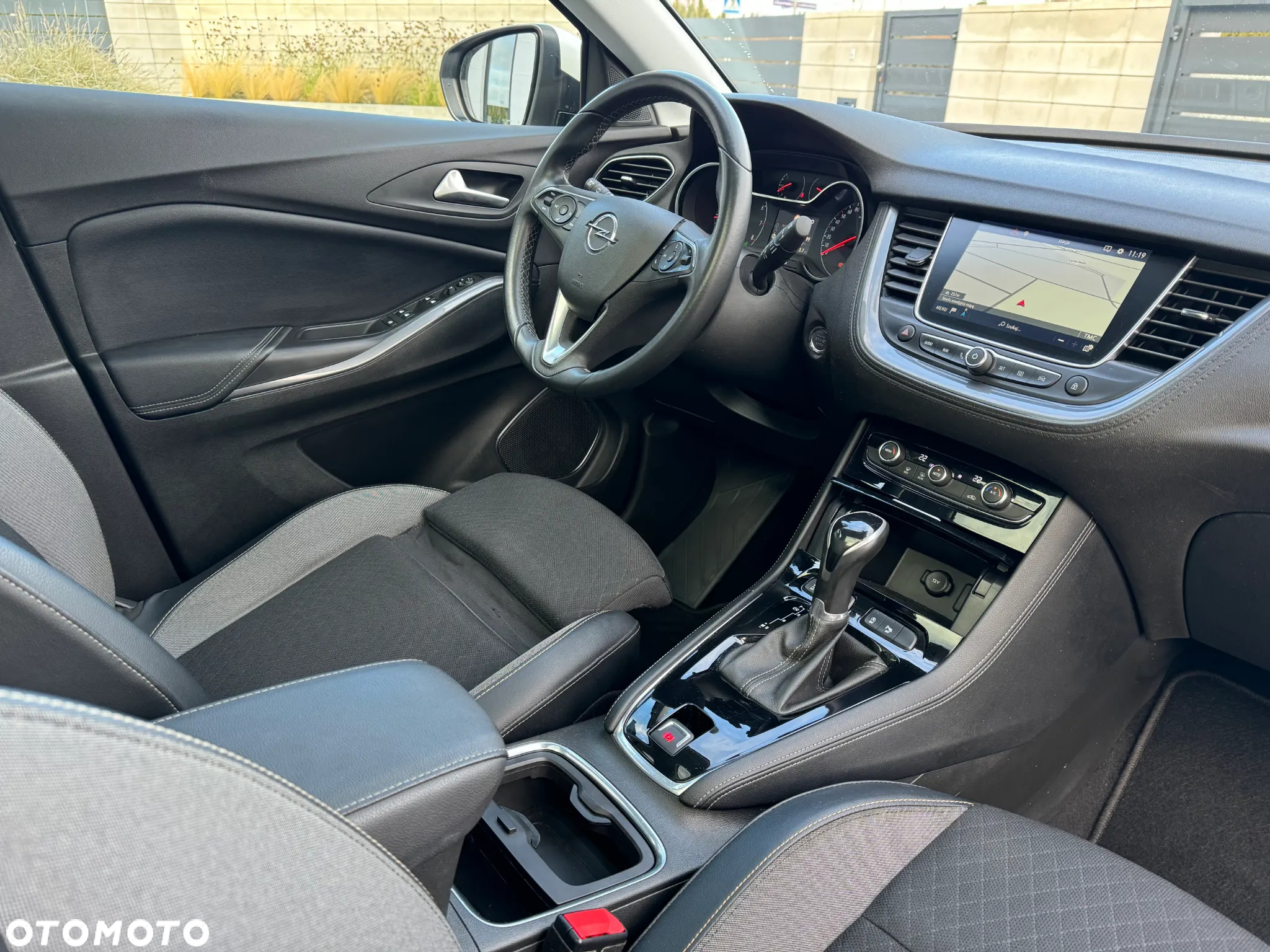 Opel Grandland X 1.6 T Elegance Business Pack S&S - 37
