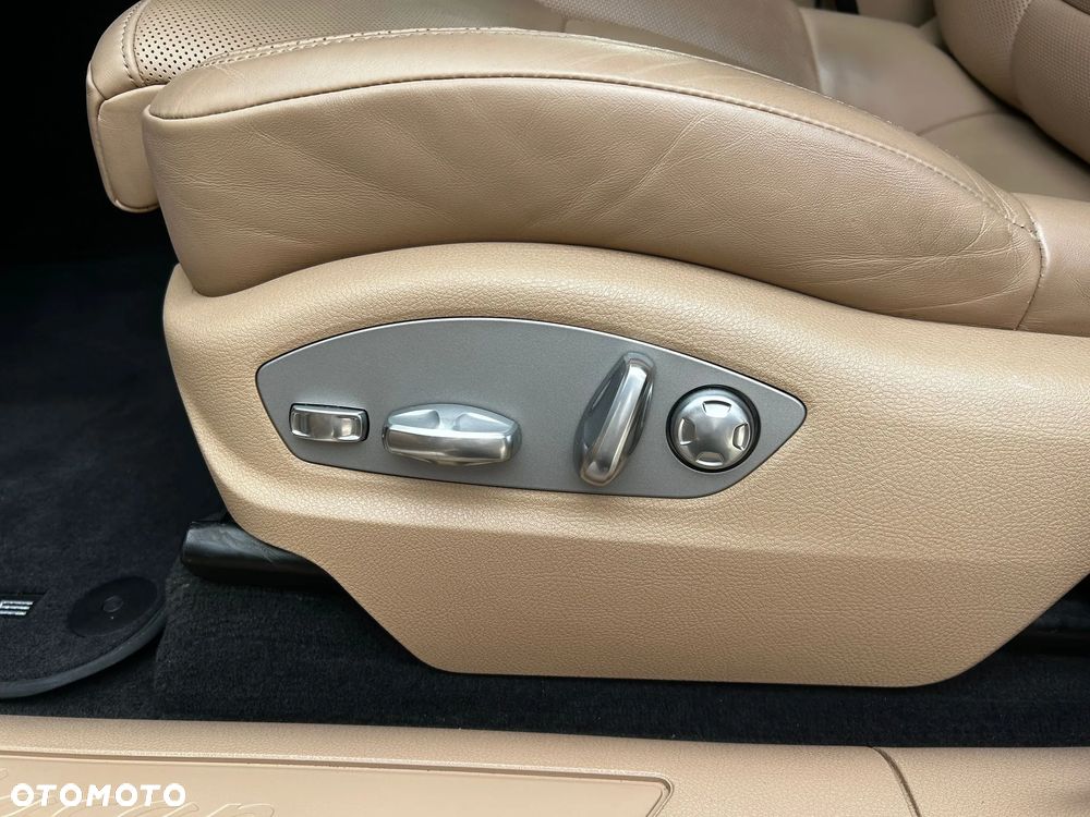 Porsche Macan Standard - 32