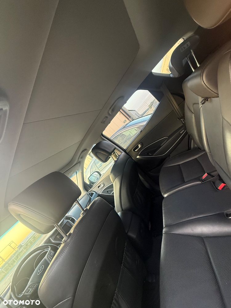 Hyundai Santa Fe 2.2 CRDI Premium - 6