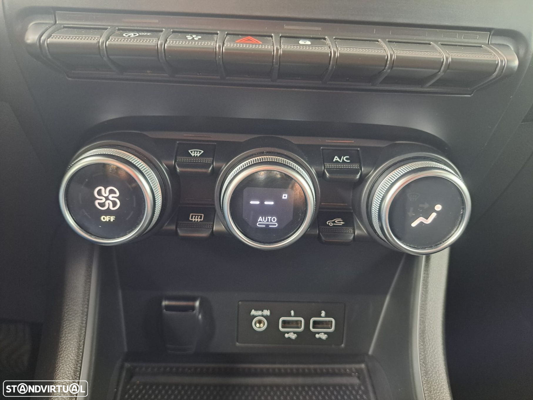 Renault Captur 1.0 TCe Exclusive - 19