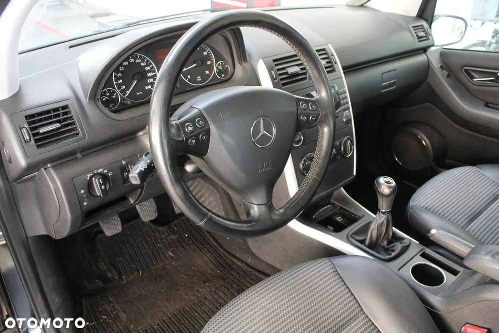 Mercedes-Benz Klasa A 150 - 12