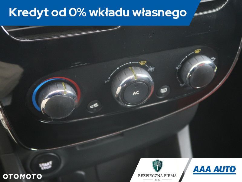 Renault Clio - 14