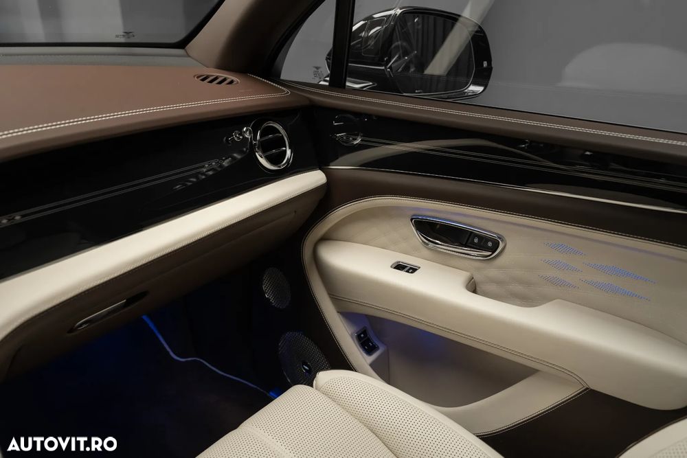 Bentley Bentayga - 17
