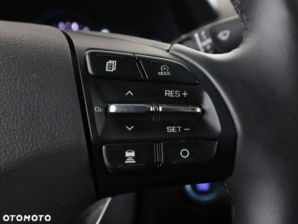 Hyundai IONIQ - 32