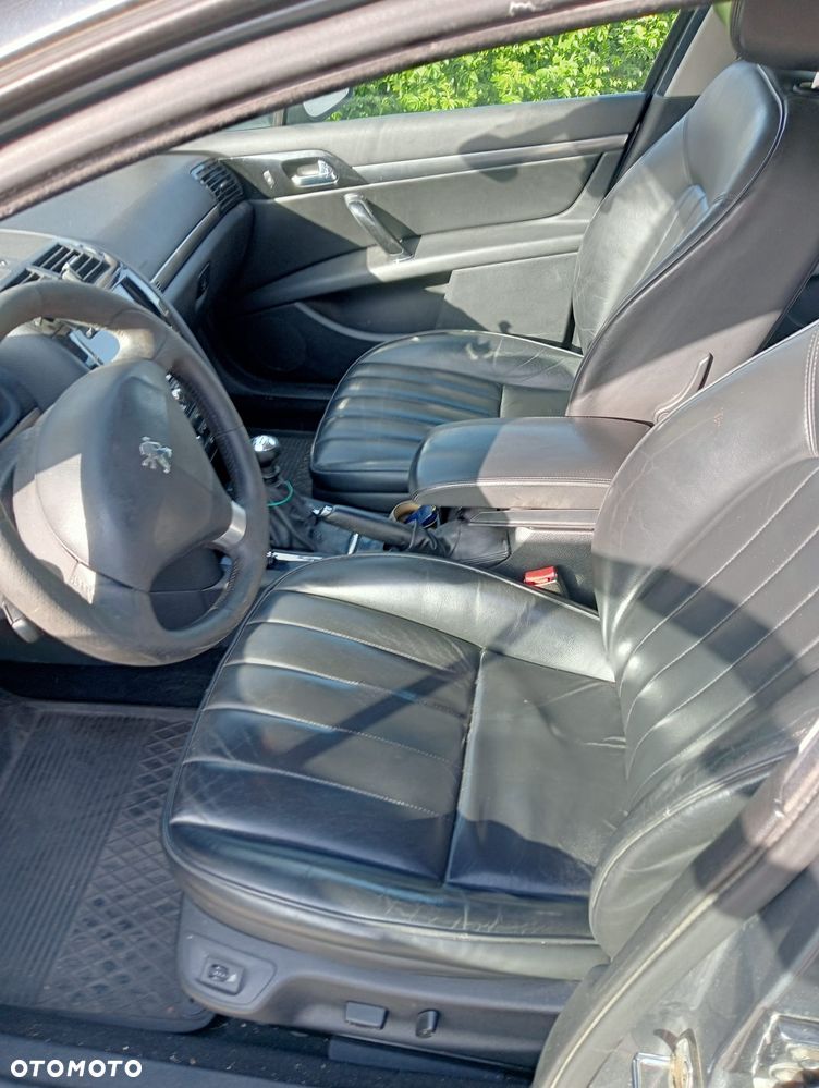 Peugeot 407 HDi 135 Premium - 6