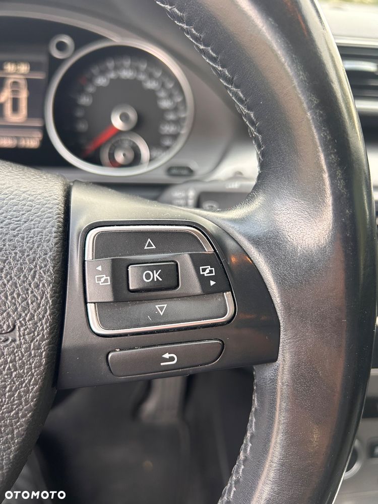 Volkswagen Passat Variant 2.0 TDI BlueMotion Technology Business Edition - 20